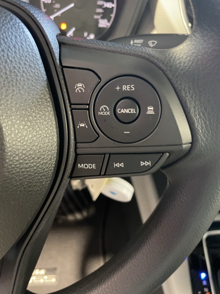 Thumbnail: 2026 Toyota Corolla Cross - 32