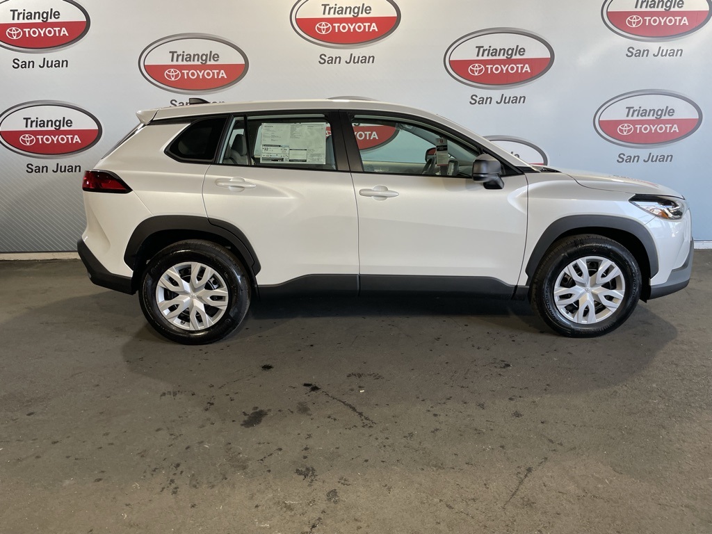 Thumbnail: 2026 Toyota Corolla Cross - 6