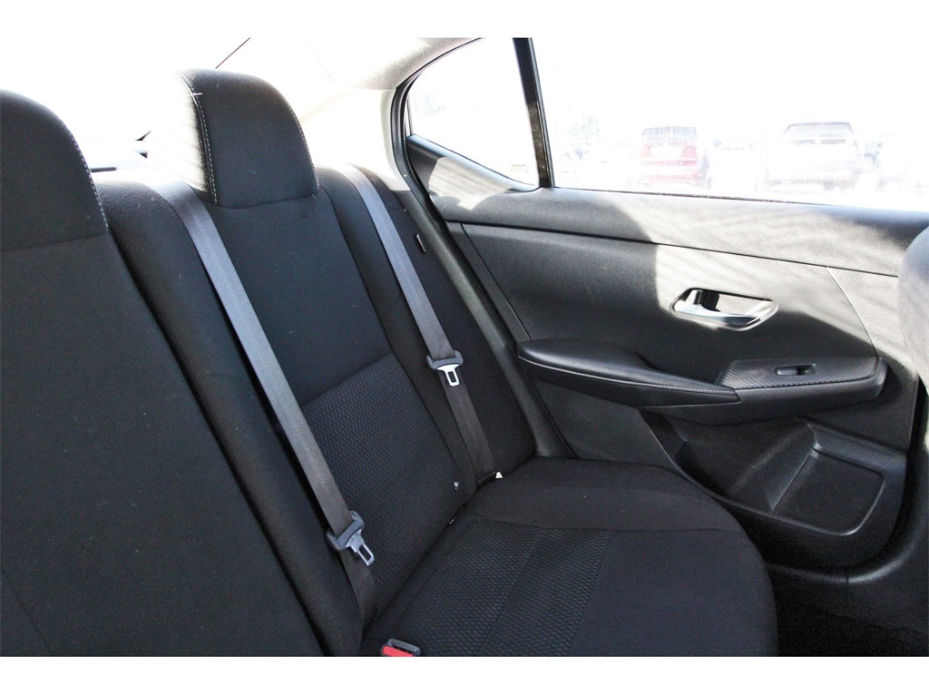 2022 Nissan Sentra S - 9