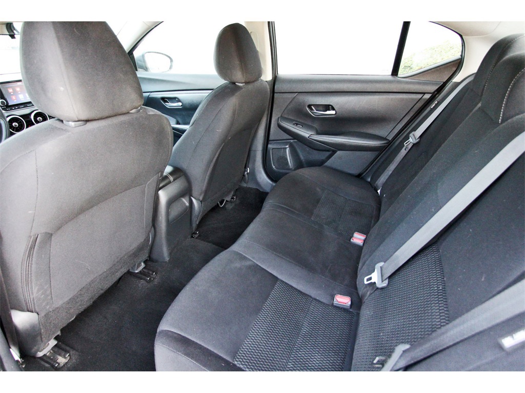 2022 Nissan Sentra S - 10