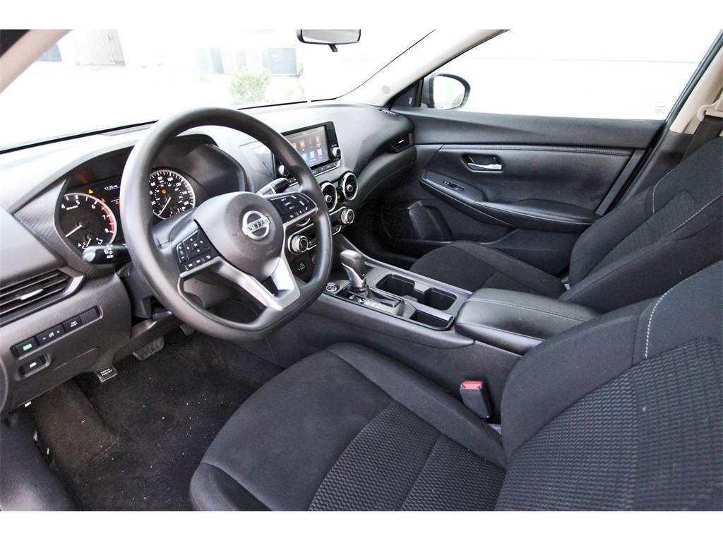 2022 Nissan Sentra S - 11
