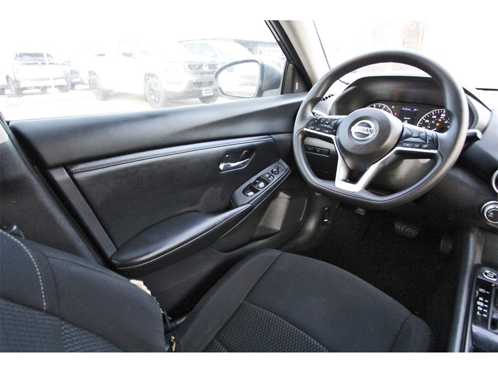 2022 Nissan Sentra S - 5