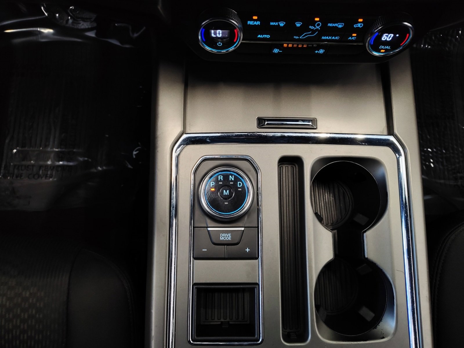 Used Car 2020 Ford Expedition  Xlt For Sale Under $30,000 In San Antonio, Texas