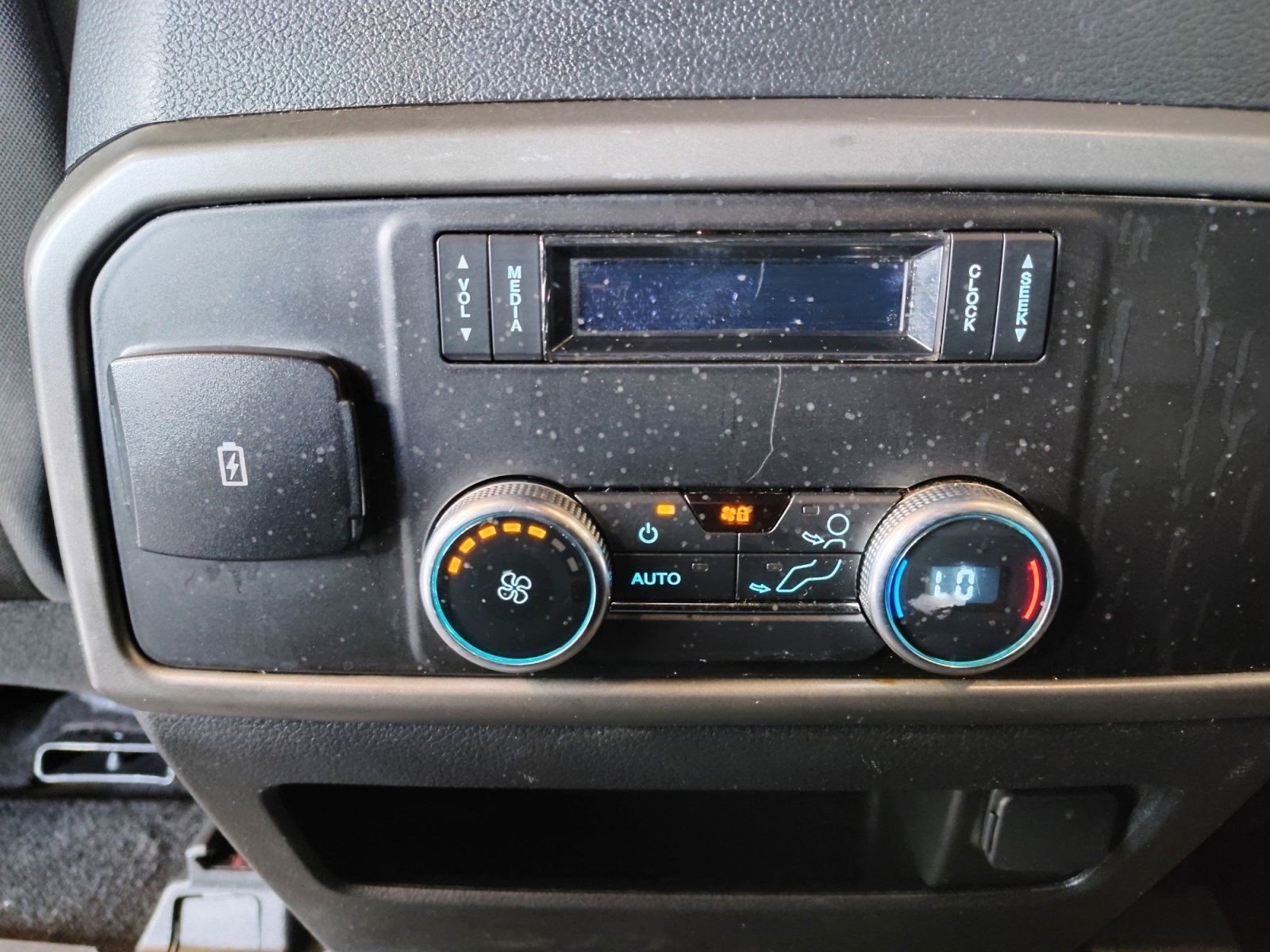 Used Car 2020 Ford Expedition  Xlt For Sale Under $30,000 In San Antonio, Texas