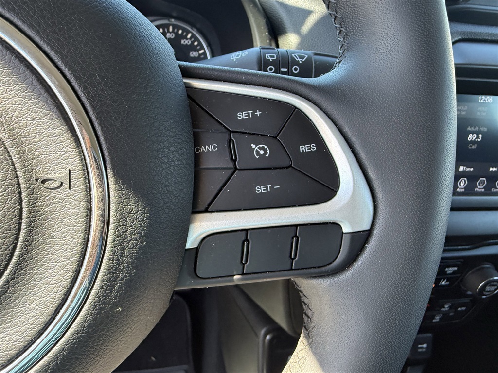 2021 Jeep Renegade Latitude White at Baytown Hyundai