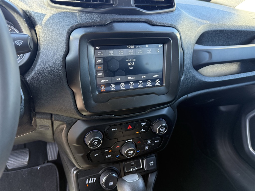 2021 Jeep Renegade Latitude White at Baytown Hyundai