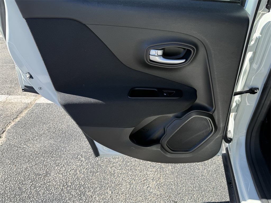 2021 Jeep Renegade Latitude White at Baytown Hyundai