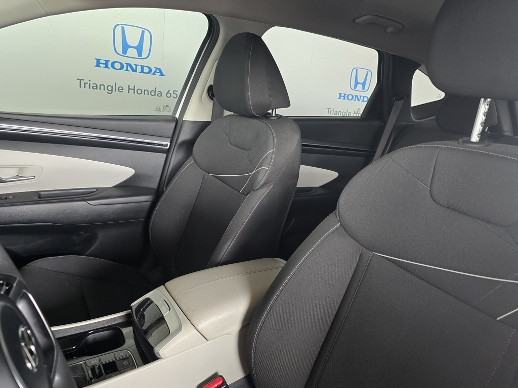 Thumbnail: 2022 Hyundai Tucson - 8
