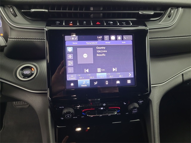 2025 – Jeep – Grand Cherokee