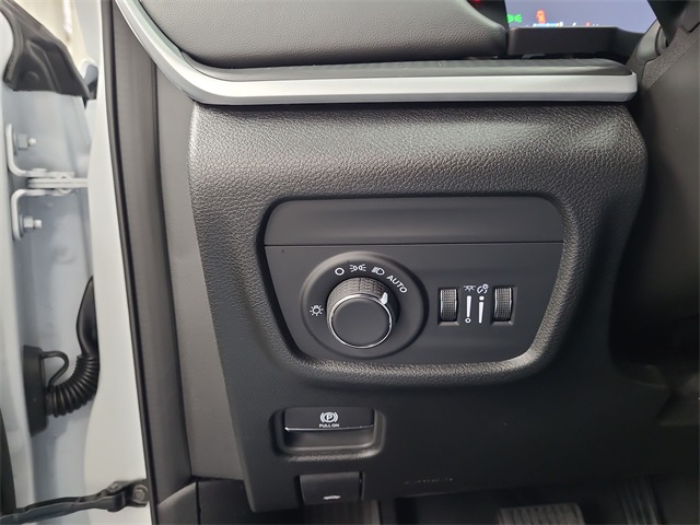 2025 – Jeep – Grand Cherokee