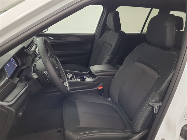 2025 – Jeep – Grand Cherokee