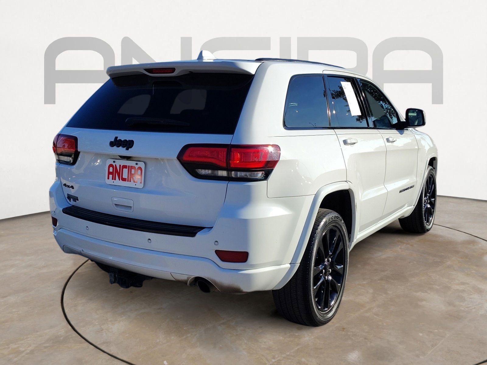 Used Car 2018 Jeep Grand Cherokee  Altitude For Sale Under $20,000 In San Antonio, Texas