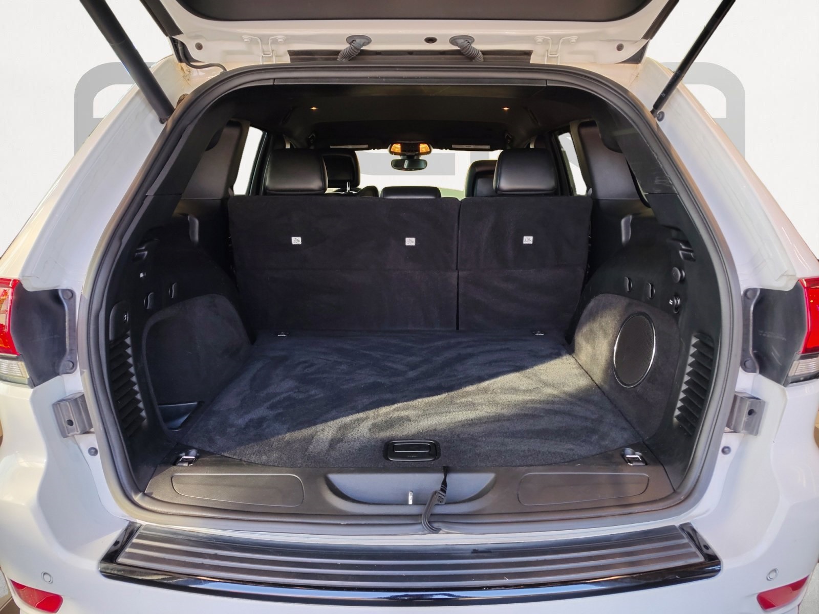 Used Car 2018 Jeep Grand Cherokee  Altitude For Sale Under $20,000 In San Antonio, Texas