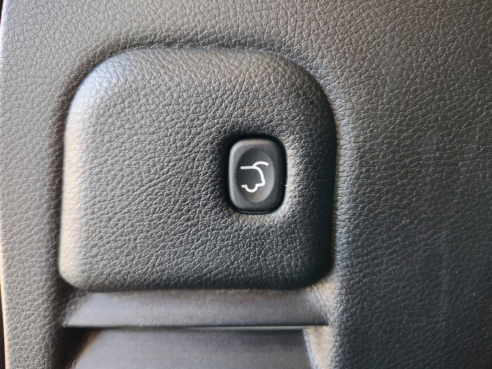 Used Car 2018 Jeep Grand Cherokee  Altitude For Sale Under $20,000 In San Antonio, Texas