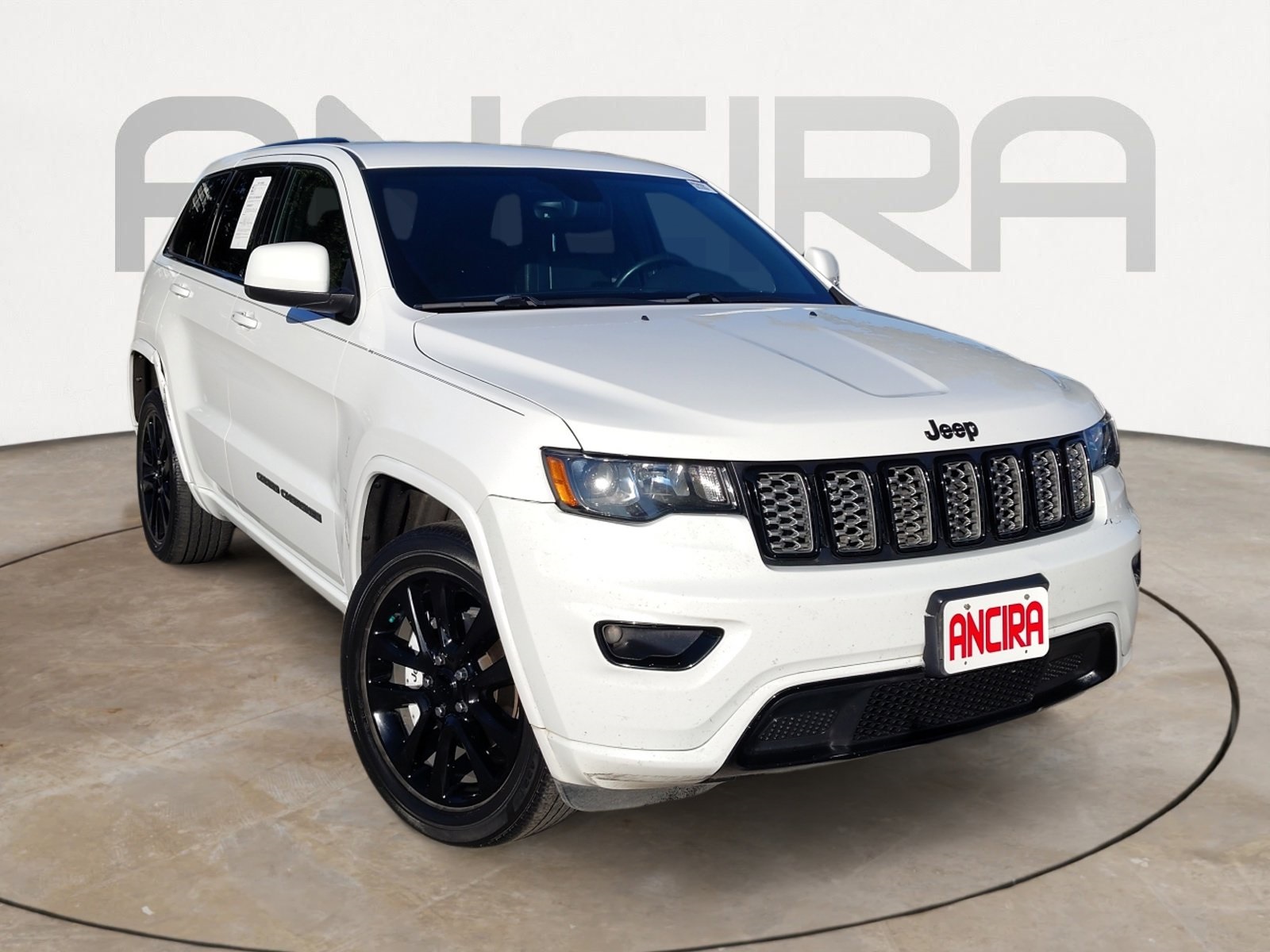 Used Car 2018 Jeep Grand Cherokee  Altitude For Sale Under $20,000 In San Antonio, Texas