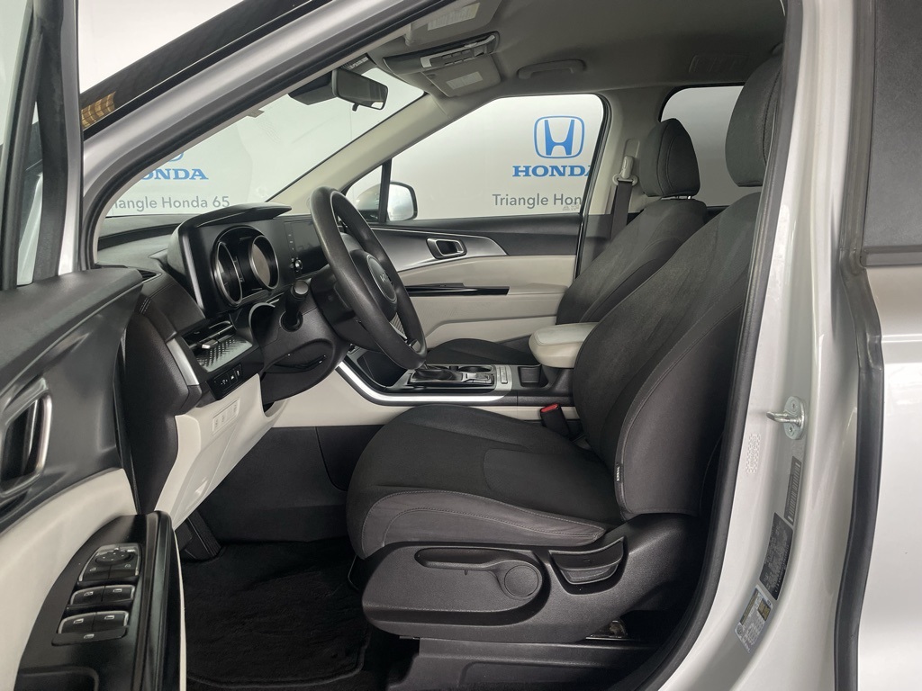 Used Car 2023 Kia Carnival  Lx For Sale In San Juan, Puerto Rico