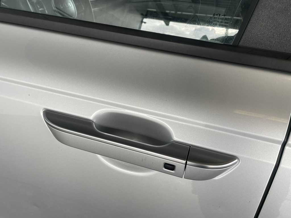Used Car 2023 Kia Carnival  Lx For Sale In San Juan, Puerto Rico