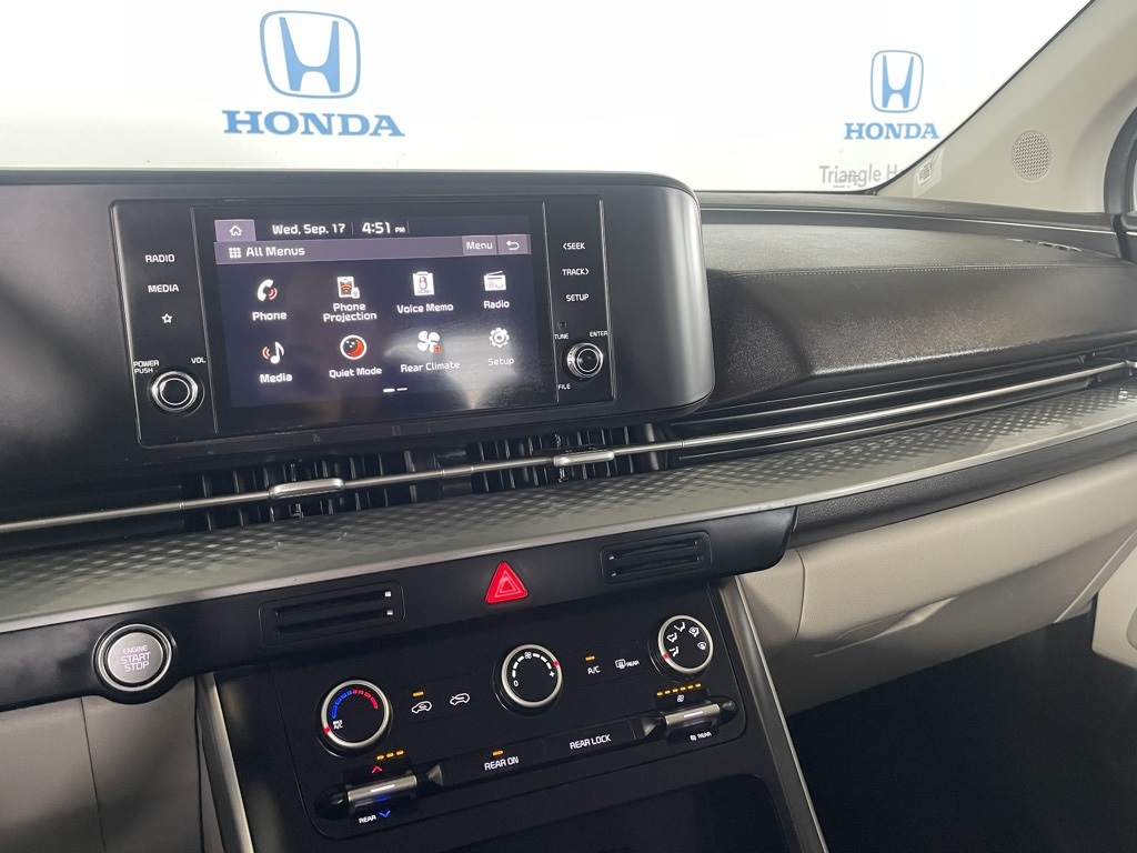 Used Car 2023 Kia Carnival  Lx For Sale In San Juan, Puerto Rico
