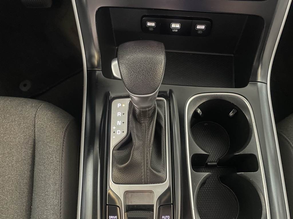 Used Car 2023 Kia Carnival  Lx For Sale In San Juan, Puerto Rico