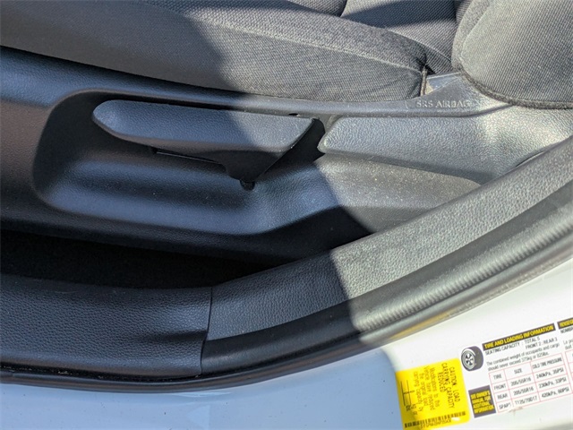 2022 Toyota Corolla LE White at Davis Toyota of Orangeburg