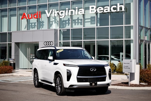 2025 INFINITI QX80 Sensory 4WD