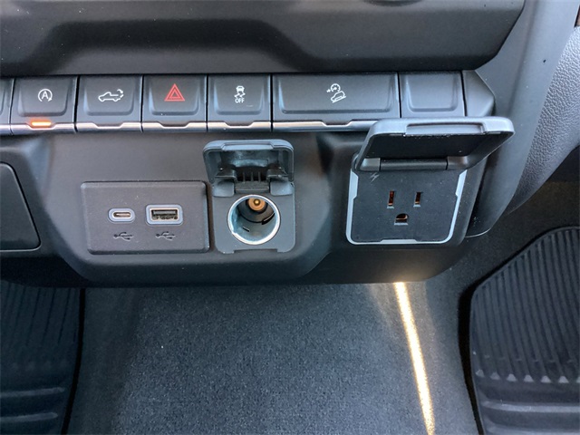 Used Car 2022 Chevrolet Silverado 1500  Custom Trail Boss For Sale Under $40,000 In San Antonio, Texas
