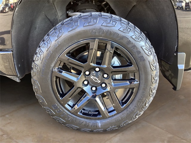 Used Car 2022 Chevrolet Silverado 1500  Custom Trail Boss For Sale Under $40,000 In San Antonio, Texas