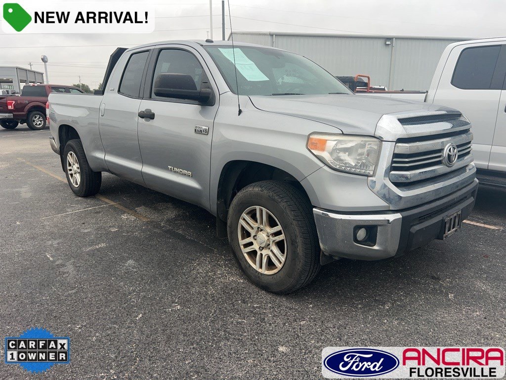 Used Car 2017 Toyota Tundra  Sr5 For Sale Under $20,000 In Floresville, Texas