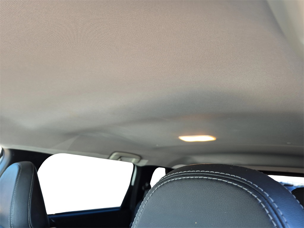 2022 Mitsubishi Outlander SEL White at Bayshore Chrysler Jeep Dodge Ram