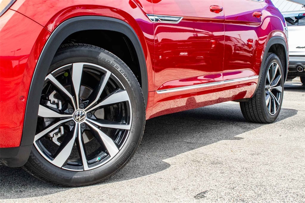 Used Car 2024 Volkswagen Atlas Cross Sport  2.0t Sel Premium R-line For Sale Under $40,000 In San Marcos, Texas