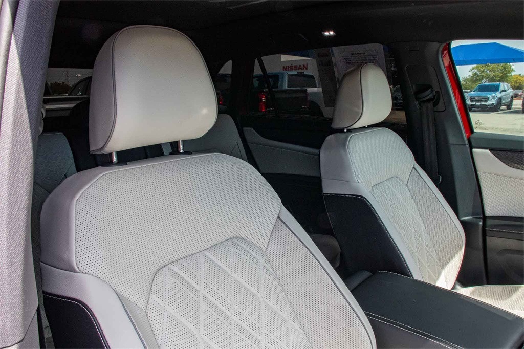 Used Car 2024 Volkswagen Atlas Cross Sport  2.0t Sel Premium R-line For Sale Under $40,000 In San Marcos, Texas