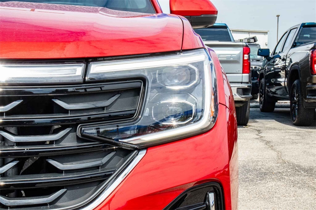 Used Car 2024 Volkswagen Atlas Cross Sport  2.0t Sel Premium R-line For Sale Under $40,000 In San Marcos, Texas