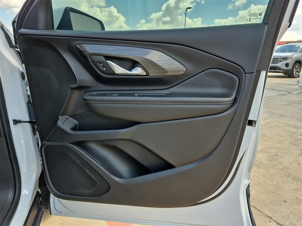 2023 GMC Terrain SLE White at Monument Chevrolet