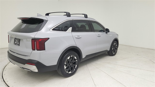 2024 Kia Sorento S - 4