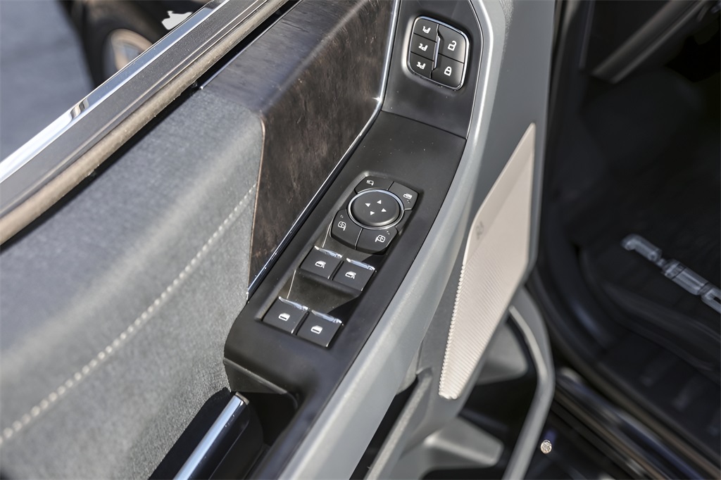 Used Car 2021 Ford F-150  Lariat For Sale Under $50,000 In Austin, Texas