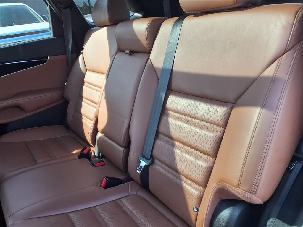 2019 Kia Sorento SX White at Shottenkirk Kia Fort Bend