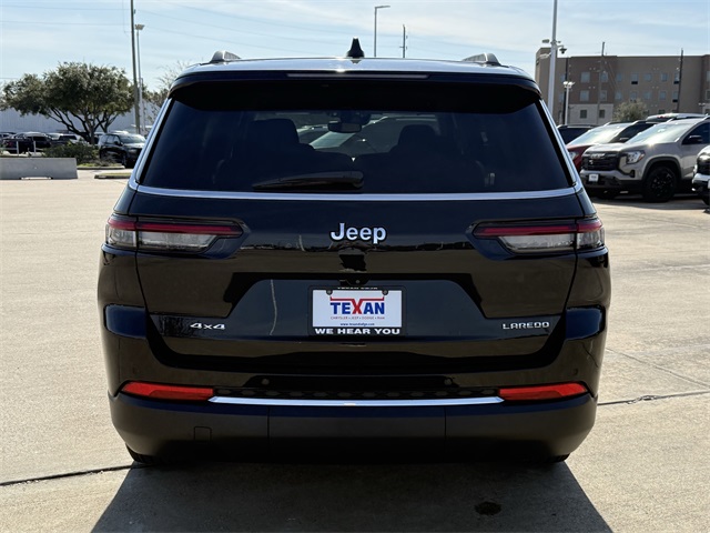 2023 Jeep Grand Cherokee L Laredo - 4