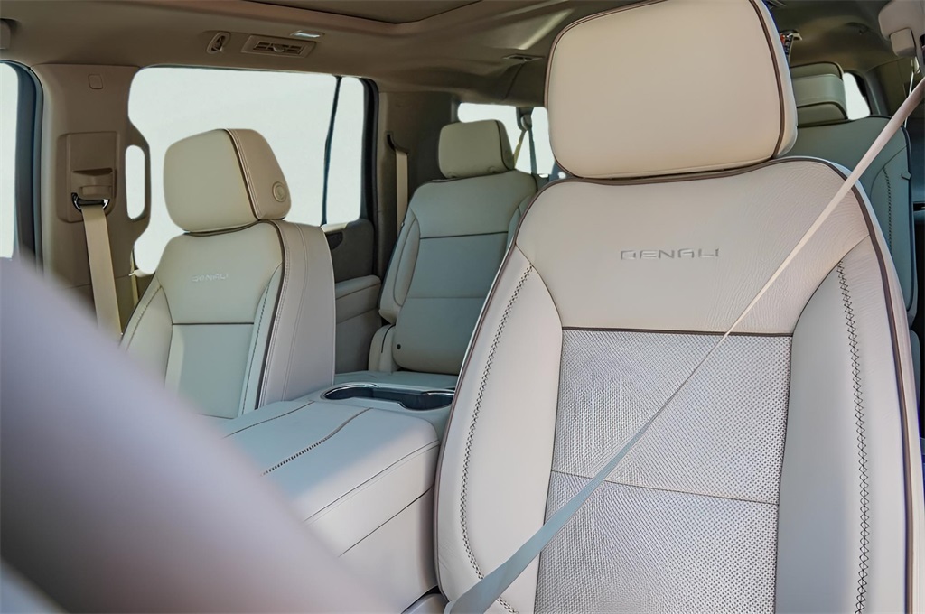 New Car 2025 Gmc Yukon Xl  Denali For Sale Under $100,000 In Austin, Texas