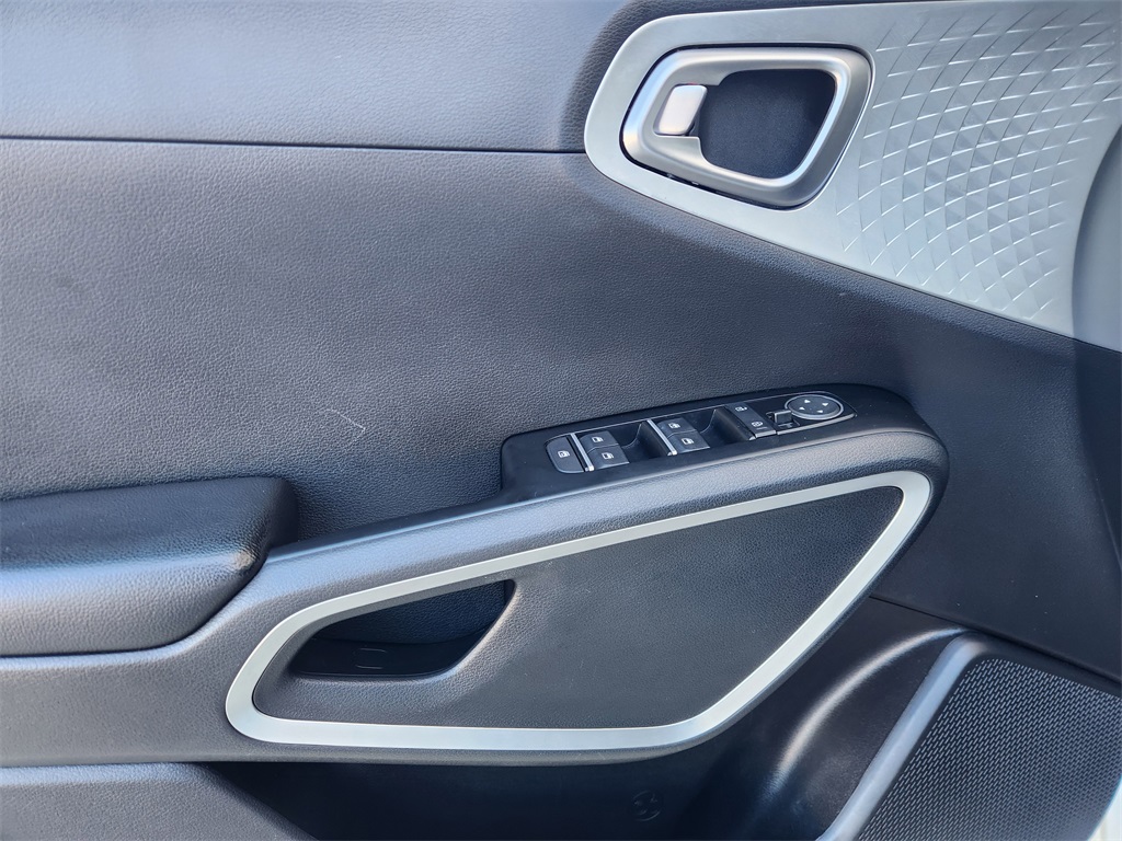 2020 Kia Soul LX White at Durrett Motor Company