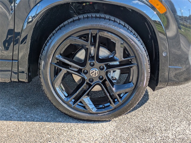 2026 Volkswagen Tiguan 2.0T SE R-Line Black Black at Stokes Volkswagen