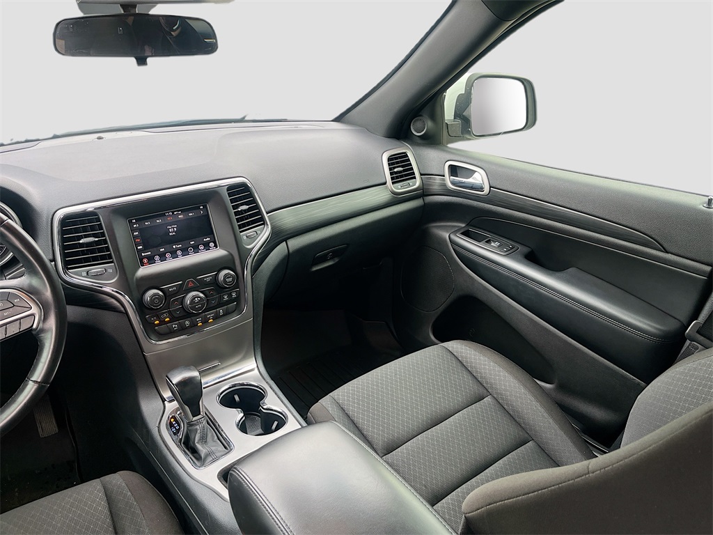 2020 Jeep Grand Cherokee Laredo E White at Bayshore Chrysler Jeep Dodge Ram