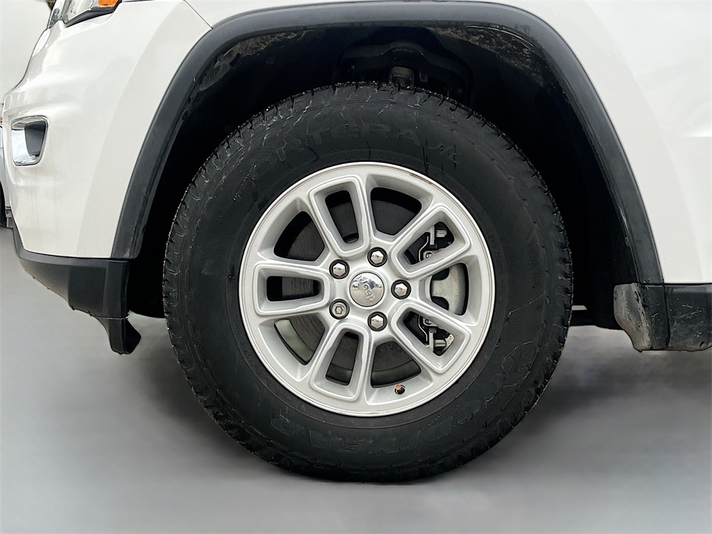 2020 Jeep Grand Cherokee Laredo E White at Bayshore Chrysler Jeep Dodge Ram