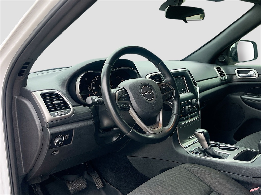 2020 Jeep Grand Cherokee Laredo E White at Bayshore Chrysler Jeep Dodge Ram