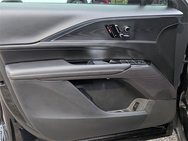 2025 Cadillac LYRIQ Sport - 9