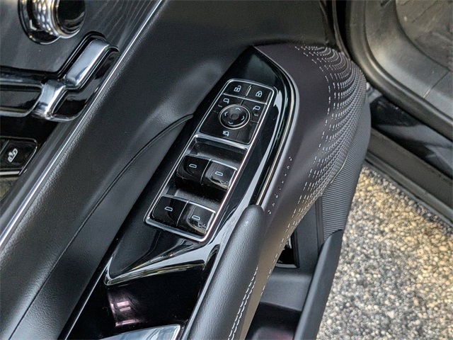 2025 Cadillac LYRIQ Sport - 10