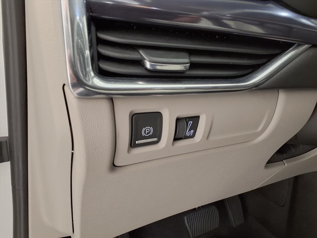 2023 Cadillac XT4 Luxury White at Tom Peacock Cadillac