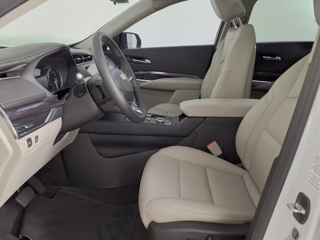 2023 Cadillac XT4 Luxury White at Tom Peacock Cadillac