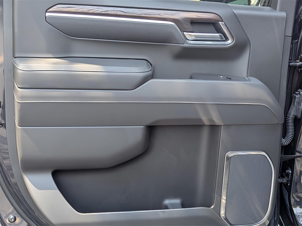 New Car 2025 Gmc Sierra 1500  Slt For Sale Under $60,000 In Austin, Texas