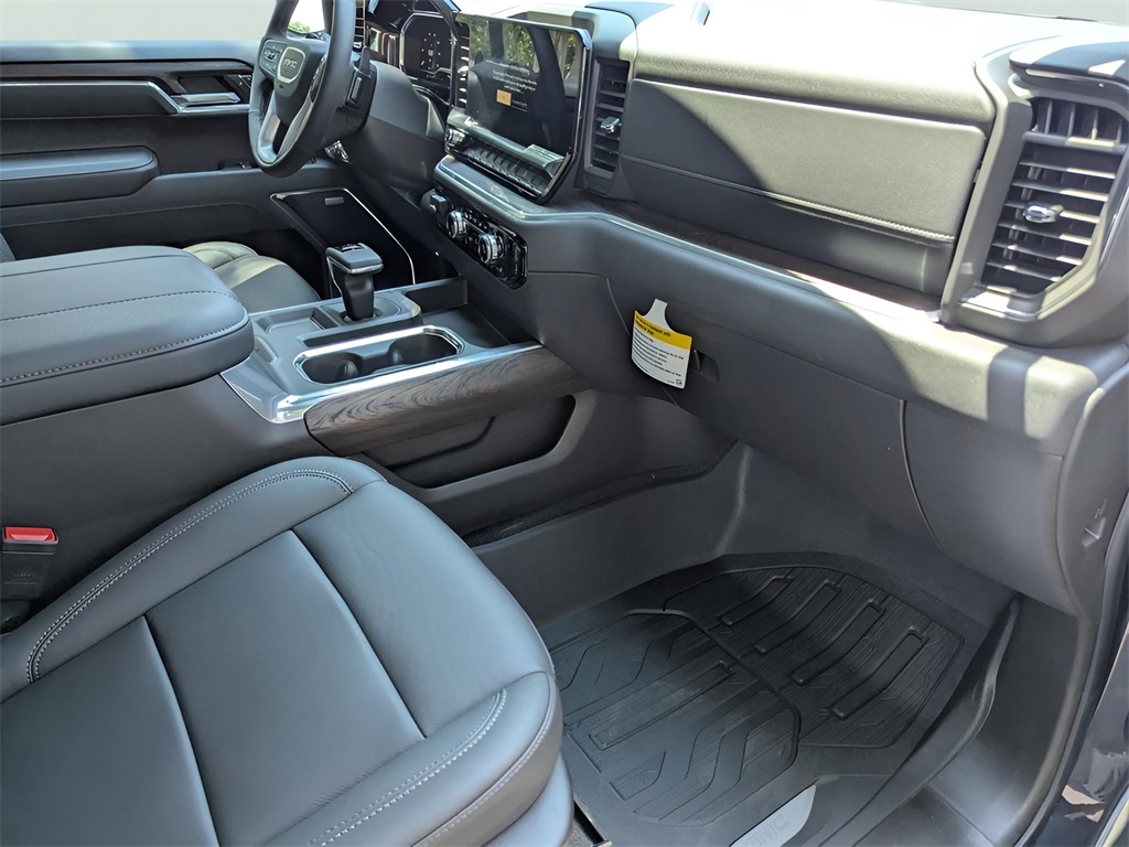 New Car 2025 Gmc Sierra 1500  Slt For Sale Under $60,000 In Austin, Texas