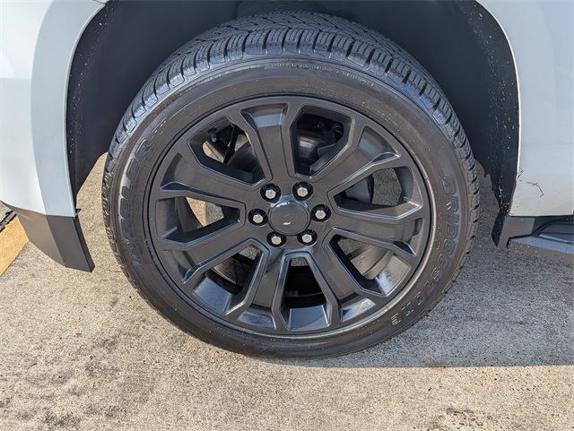 2019 Chevrolet Tahoe LT - 8